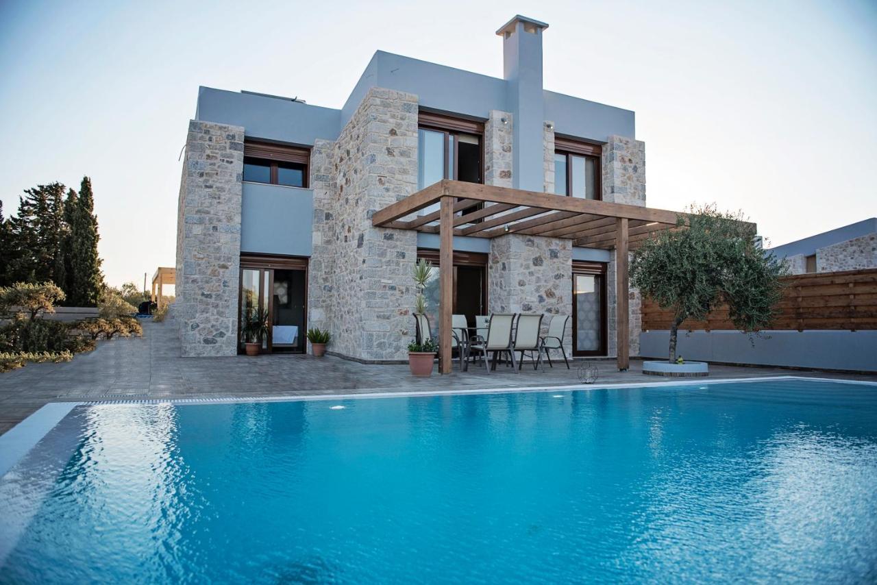 Sperveri Enalio Villa